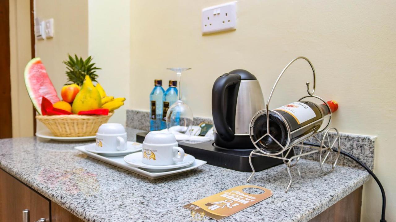 Millsview Hotels In Кисуму Екстериор снимка